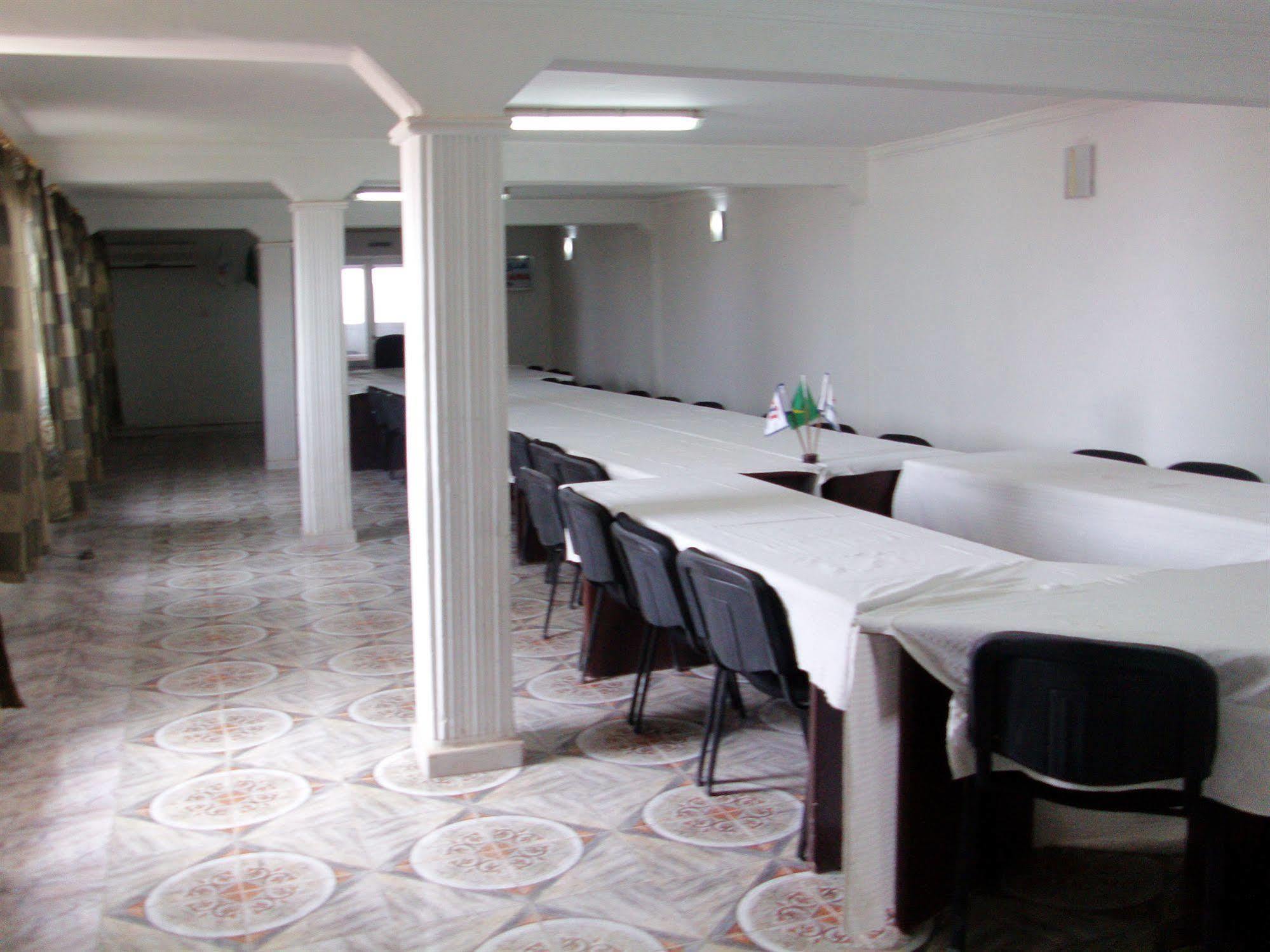 Ikrama - Hostel Nouakchott Exteriör bild